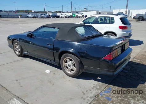 1991 Chevrolet Camaro Z28 z USA, uszkodzony, nr VIN 1G1FP33F2ML122217